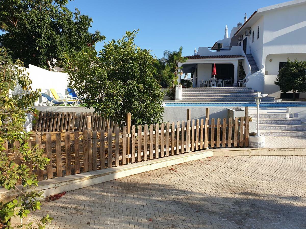Oceanoasis Residences Suites โอลเญา ภายนอก รูปภาพ