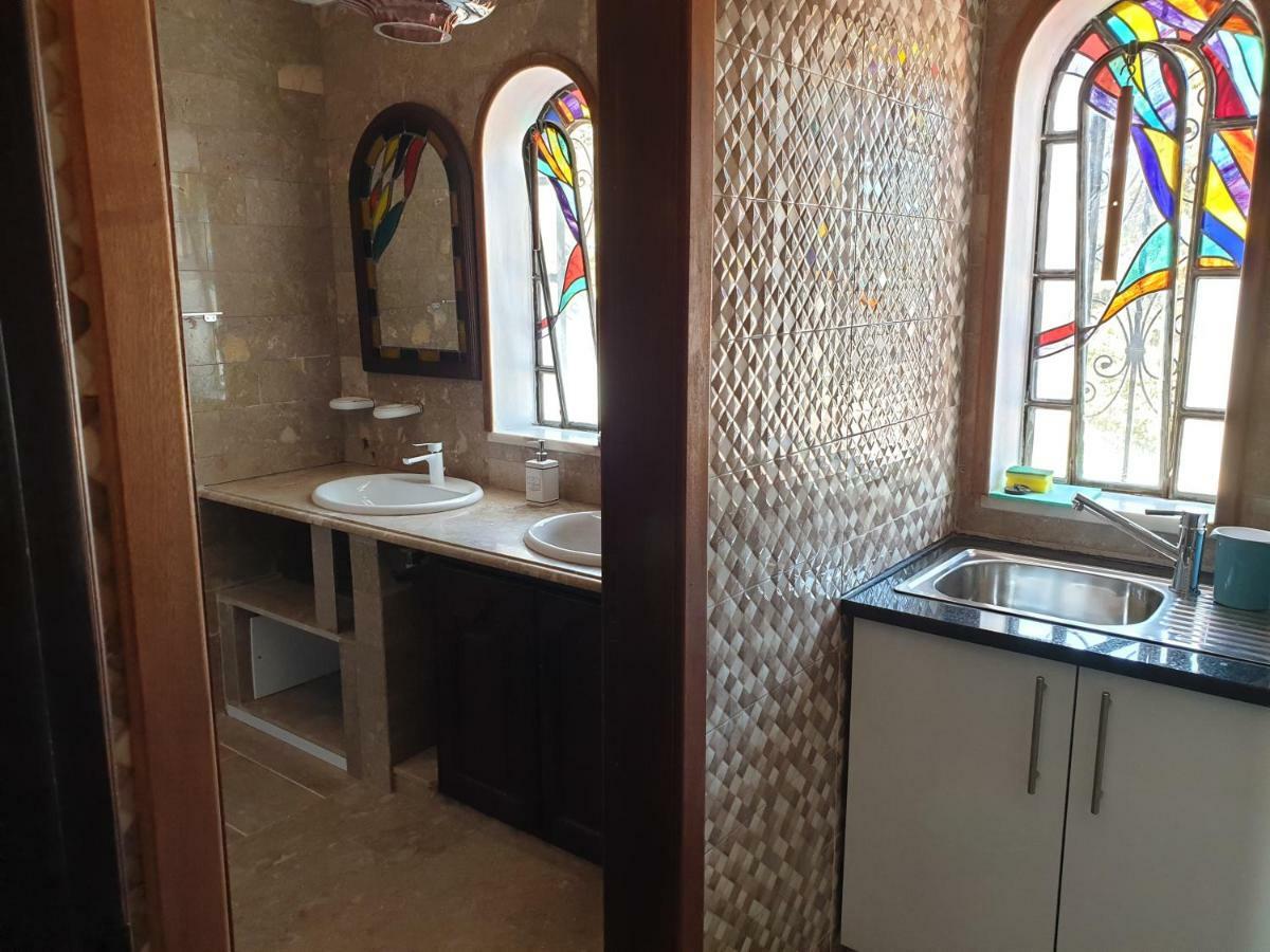 Oceanoasis Residences Suites โอลเญา ภายนอก รูปภาพ
